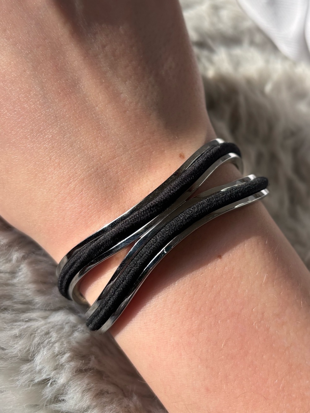 LIKE NEW Silver Stainless Steel Hair Tie Wave Cuff Bracelet